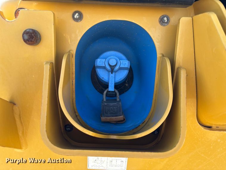 image for item EU7104 2019 Caterpillar D3K2 LGP dozer