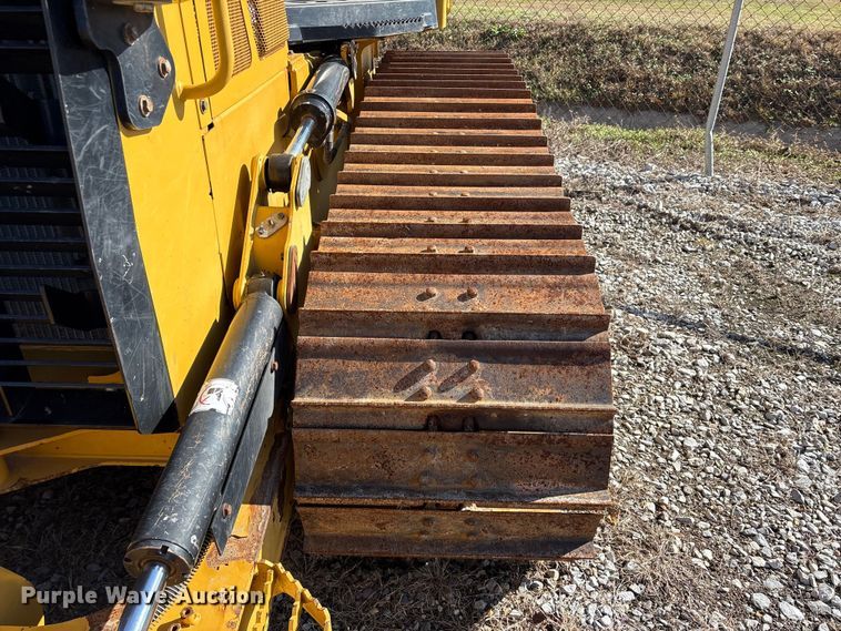 image for item EU7104 2019 Caterpillar D3K2 LGP dozer