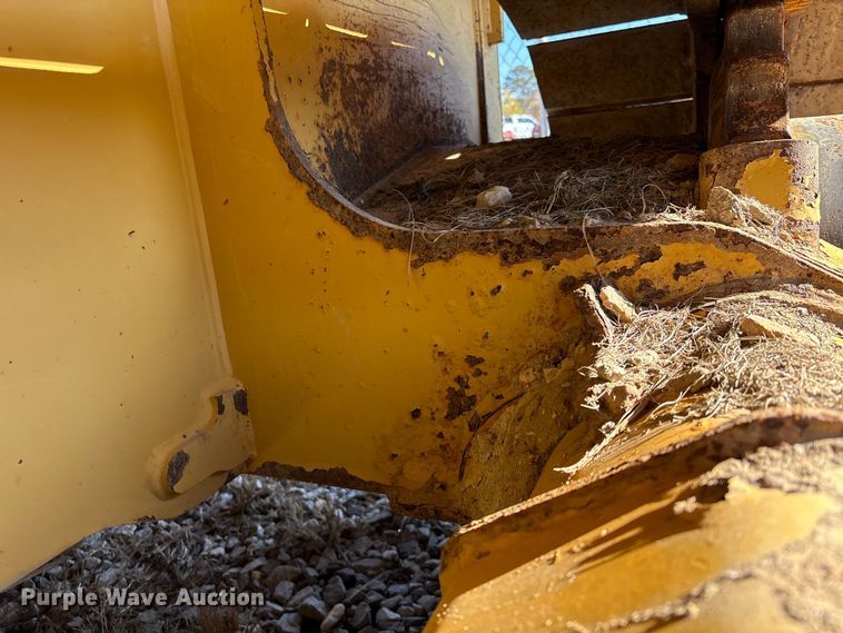 image for item EU7104 2019 Caterpillar D3K2 LGP dozer