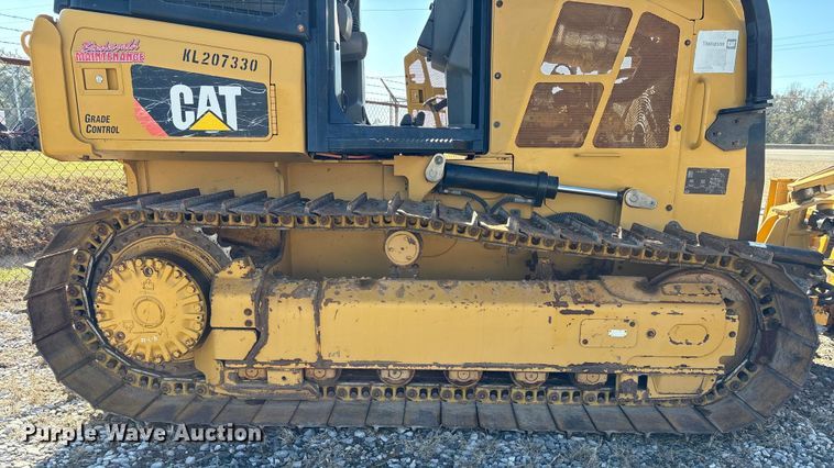 image for item EU7104 2019 Caterpillar D3K2 LGP dozer
