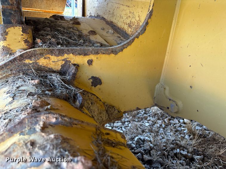 image for item EU7104 2019 Caterpillar D3K2 LGP dozer