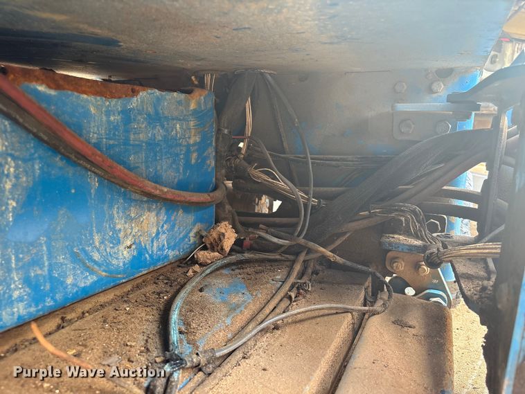 image for item EU7126 2000 Genie GS-1930 scissor lift