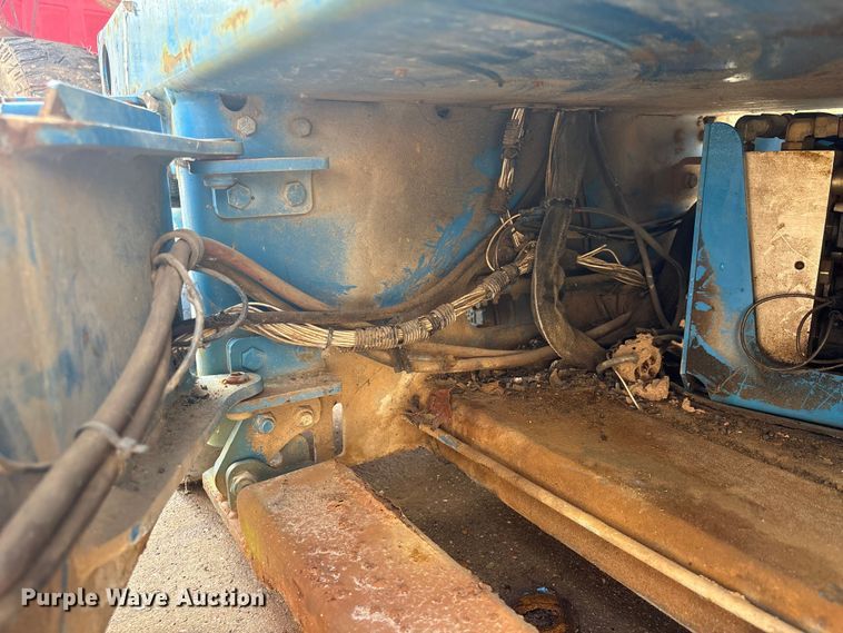 image for item EU7126 2000 Genie GS-1930 scissor lift