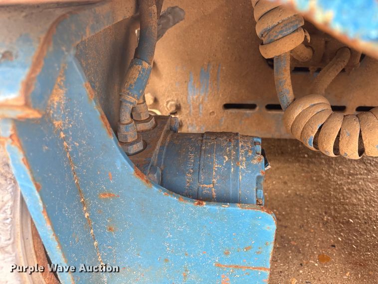 image for item EU7126 2000 Genie GS-1930 scissor lift