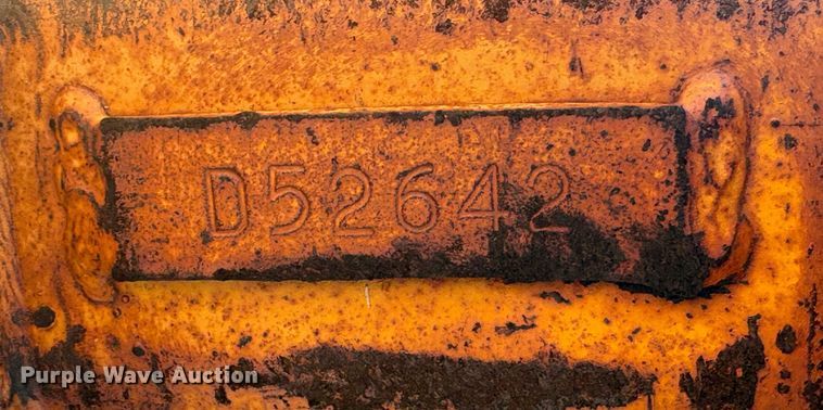 image for item EU8562 (7) backhoe buckets