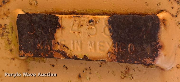 image for item EU8562 (7) backhoe buckets