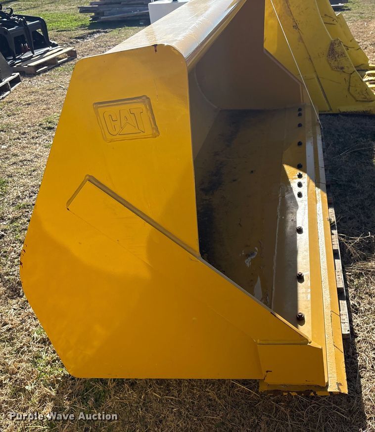 image for item EV2577 Caterpillar 270-9165 loader bucket