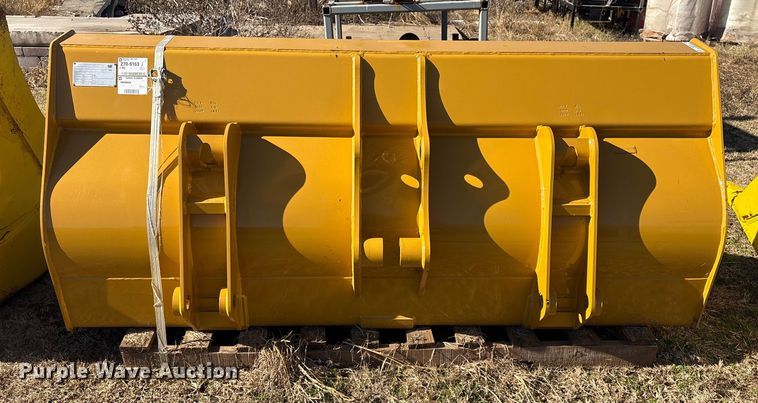 image for item EV2577 Caterpillar 270-9165 loader bucket