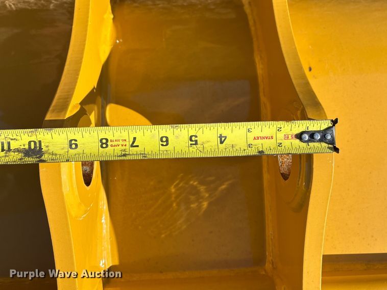 image for item EV2577 Caterpillar 270-9165 loader bucket