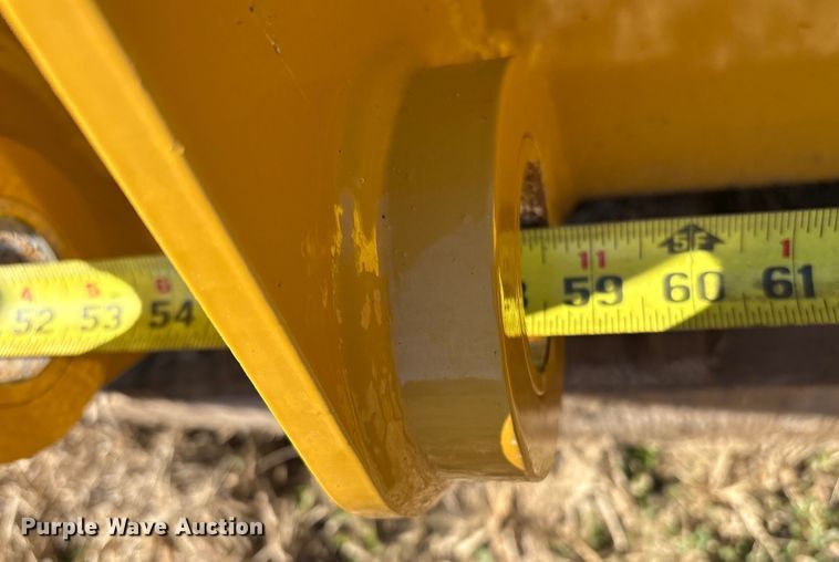 image for item EV2577 Caterpillar 270-9165 loader bucket