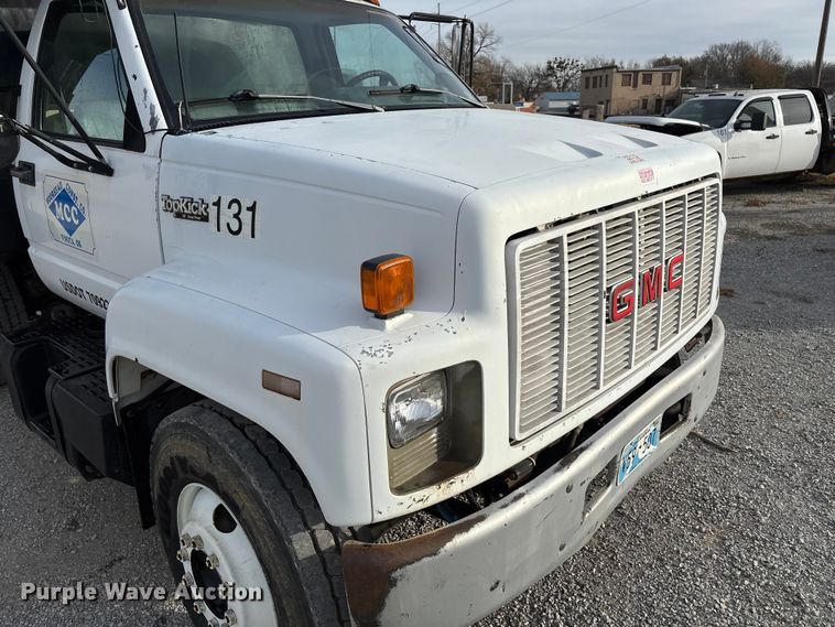 image for item EV3324 1992 GMC TopKick dump truck