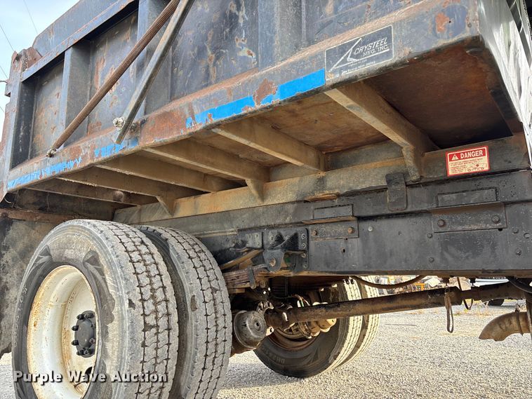 image for item EV3324 1992 GMC TopKick dump truck