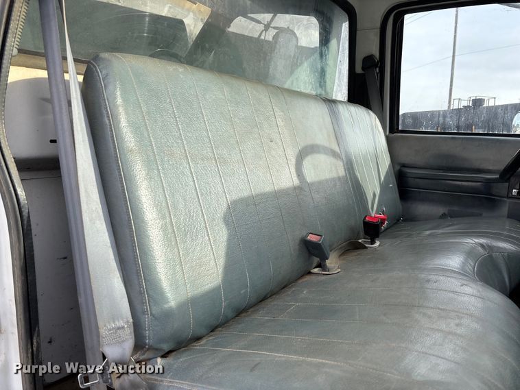 image for item EV3324 1992 GMC TopKick dump truck