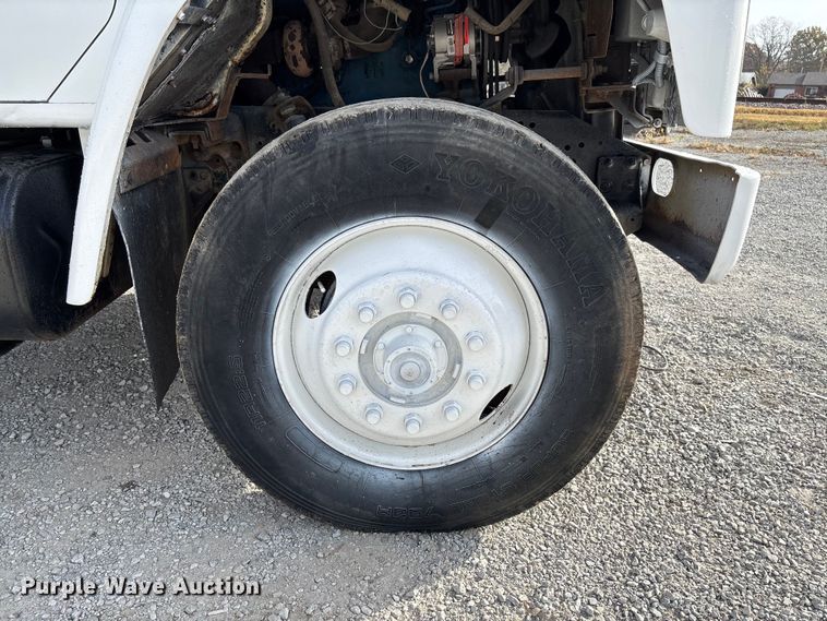 image for item EV3326 1985 International 1954 dump truck