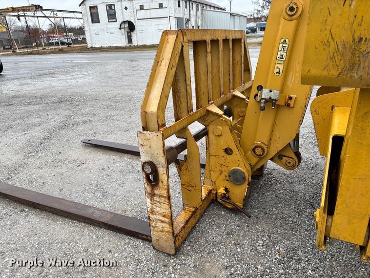 image for item EV3332 1998 Caterpillar TH103 Telehandler