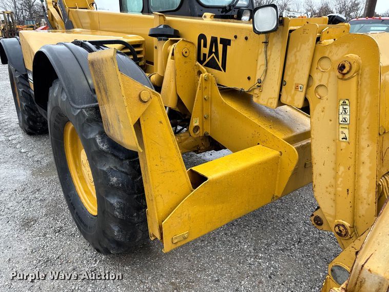 image for item EV3332 1998 Caterpillar TH103 Telehandler