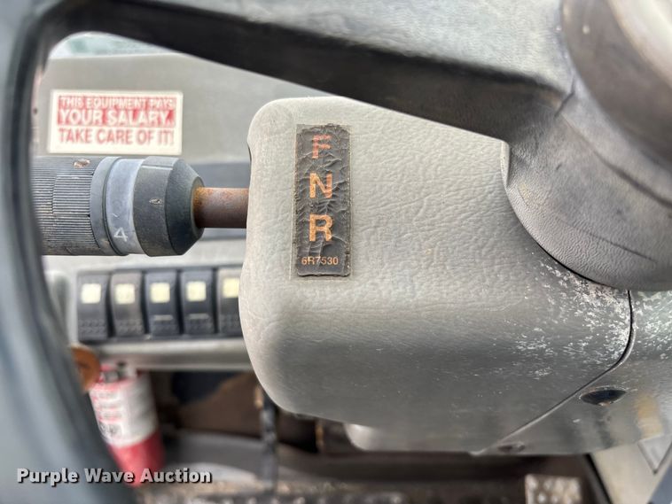 image for item EV3332 1998 Caterpillar TH103 Telehandler