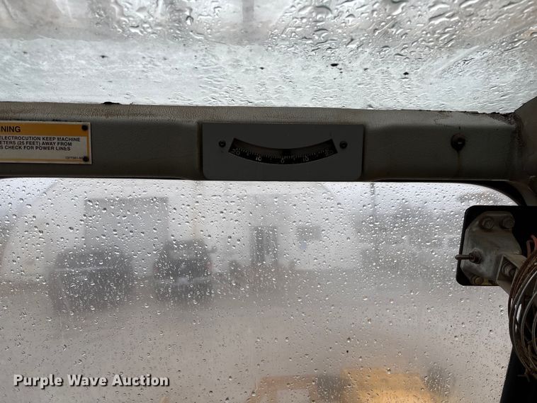 image for item EV3332 1998 Caterpillar TH103 Telehandler