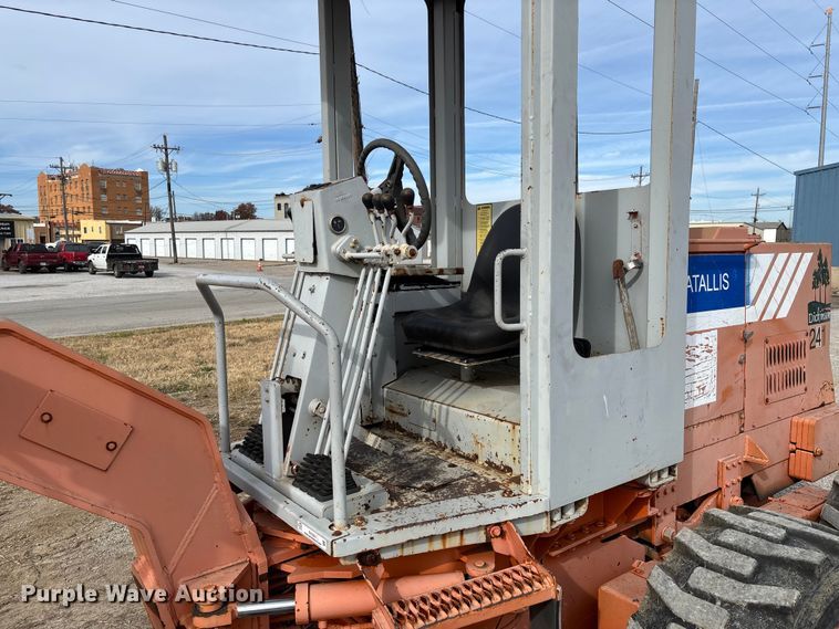 image for item EV3333 Fiat-Allis FG65C Turbo motor grader