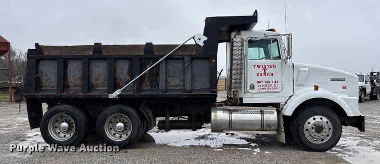 image for item EV3358 1991 Kenworth T800 dump truck