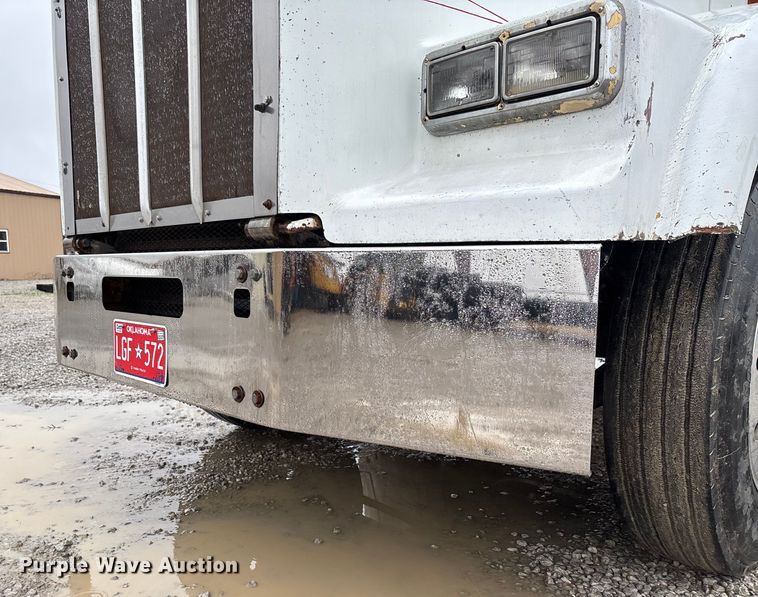 image for item EV3358 1991 Kenworth T800 dump truck