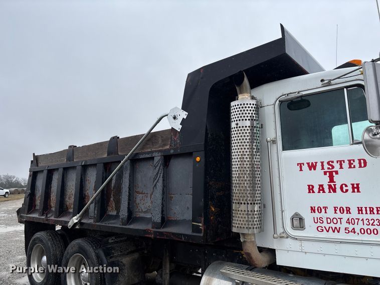 image for item EV3358 1991 Kenworth T800 dump truck