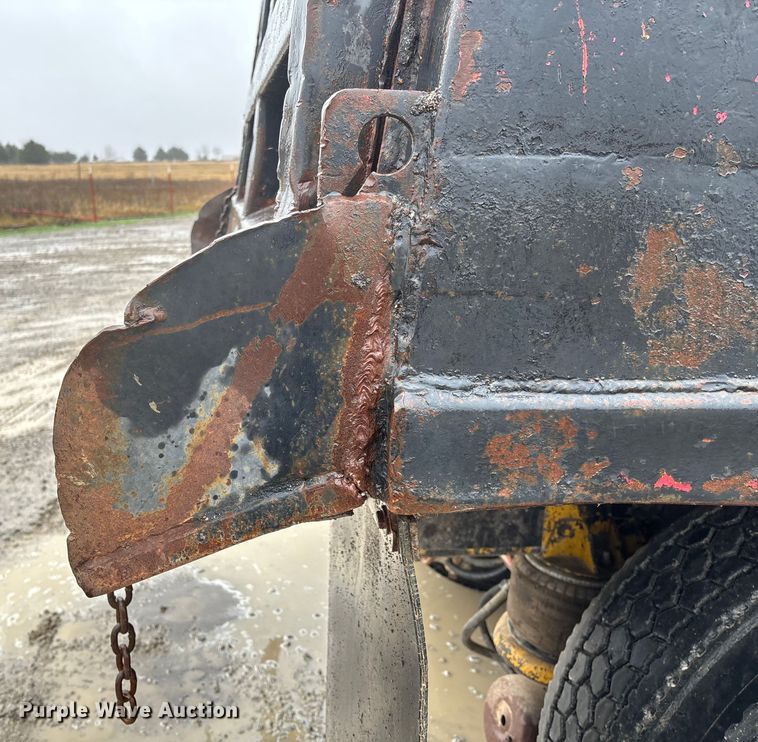 image for item EV3358 1991 Kenworth T800 dump truck