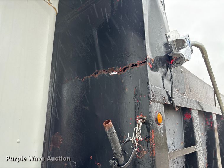 image for item EV3358 1991 Kenworth T800 dump truck