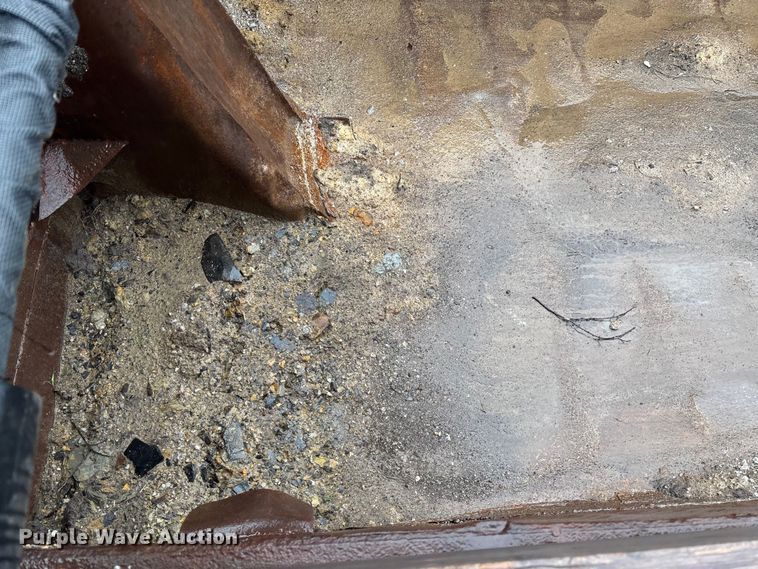 image for item EV3358 1991 Kenworth T800 dump truck