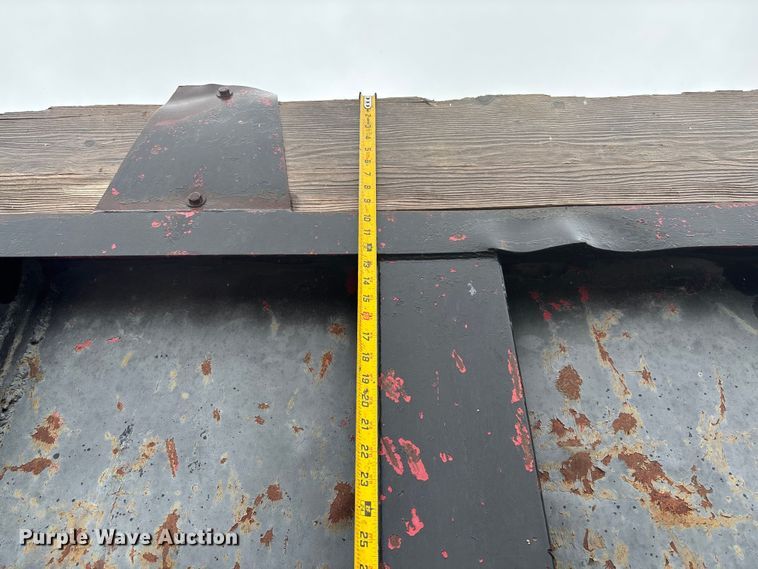 image for item EV3358 1991 Kenworth T800 dump truck