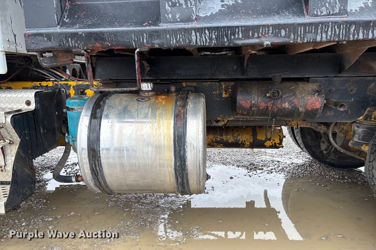 image for item EV3358 1991 Kenworth T800 dump truck