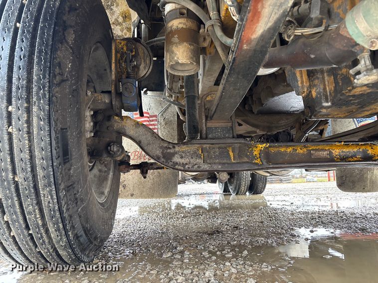 image for item EV3358 1991 Kenworth T800 dump truck