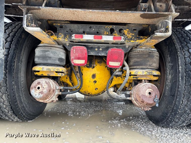 image for item EV3358 1991 Kenworth T800 dump truck