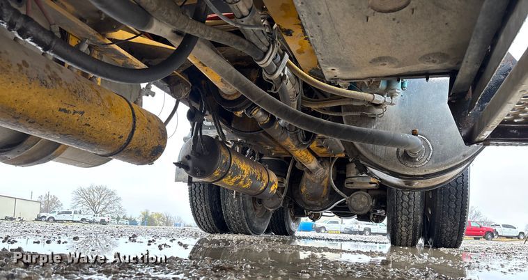 image for item EV3358 1991 Kenworth T800 dump truck