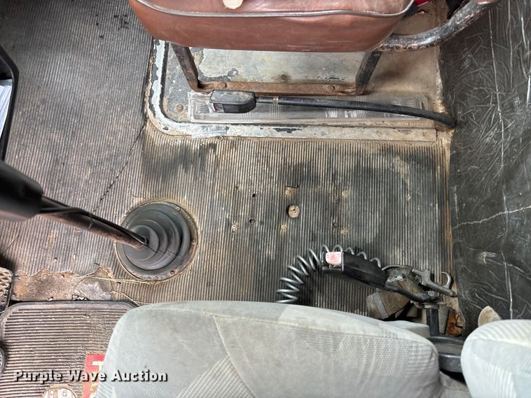 image for item EV3358 1991 Kenworth T800 dump truck