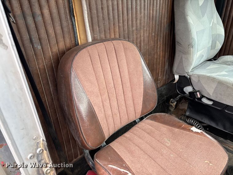 image for item EV3358 1991 Kenworth T800 dump truck