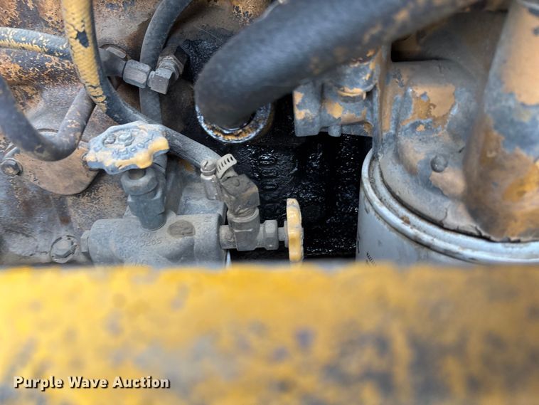 image for item EV3358 1991 Kenworth T800 dump truck