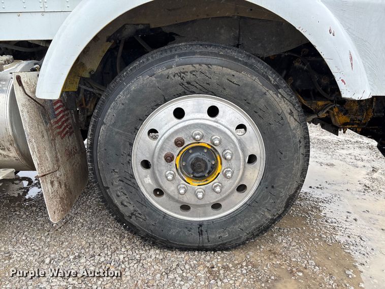 image for item EV3358 1991 Kenworth T800 dump truck