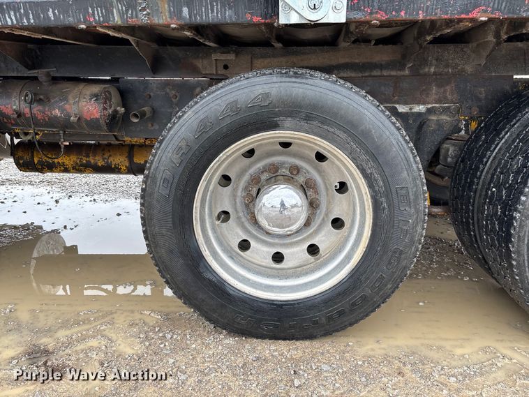 image for item EV3358 1991 Kenworth T800 dump truck