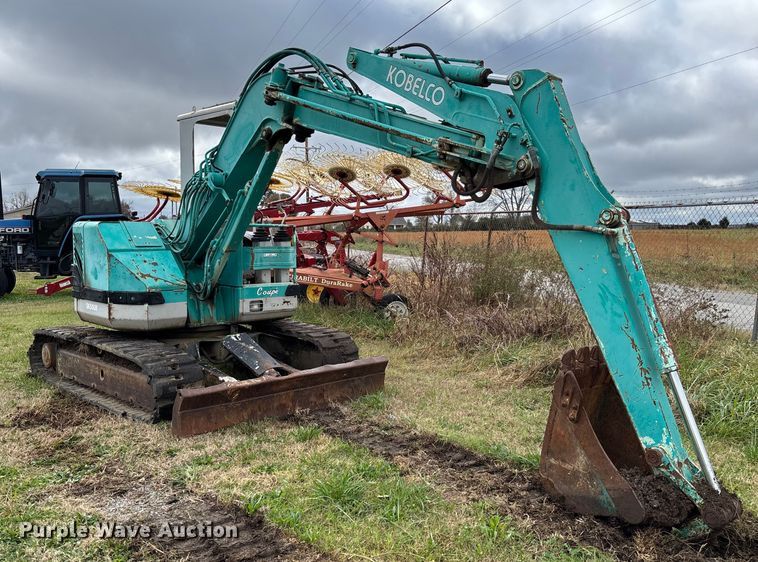 image for item EV3381 Kobelco SK50UR mini excavator