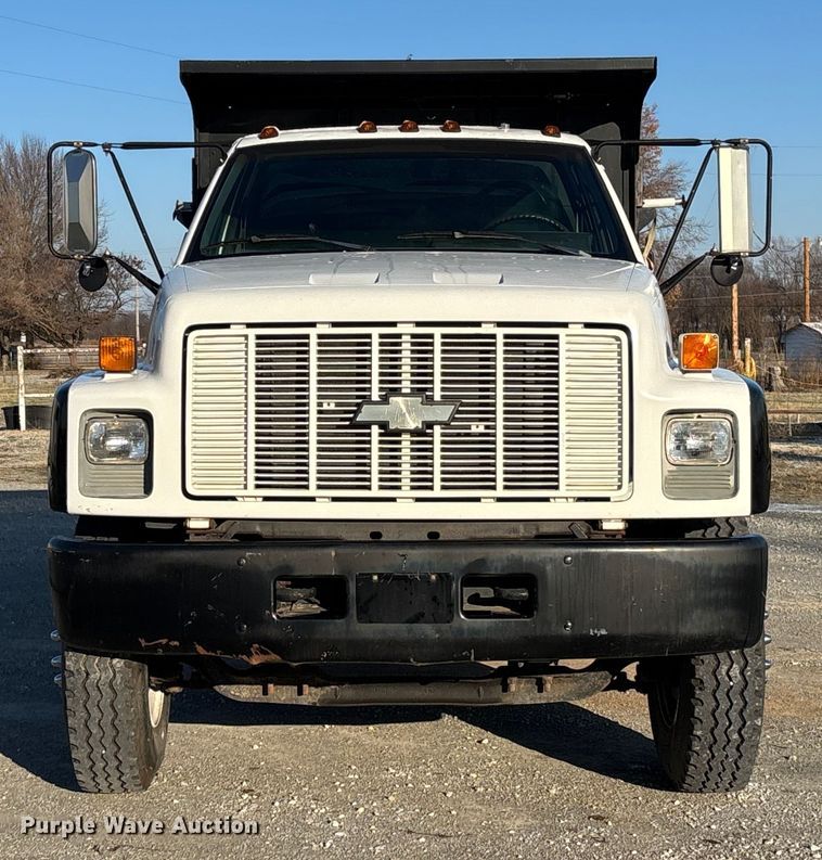image for item EV3390 1994 Chevrolet Kodiak C6500 dump truck