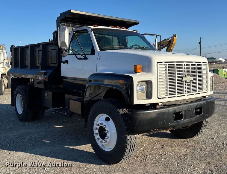 image for item EV3390 1994 Chevrolet Kodiak C6500 dump truck