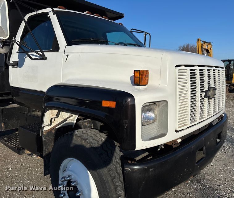 image for item EV3390 1994 Chevrolet Kodiak C6500 dump truck
