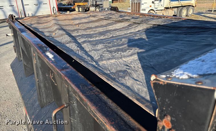 image for item EV3390 1994 Chevrolet Kodiak C6500 dump truck