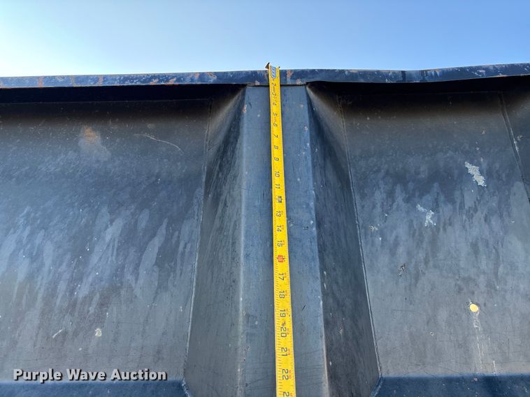 image for item EV3390 1994 Chevrolet Kodiak C6500 dump truck