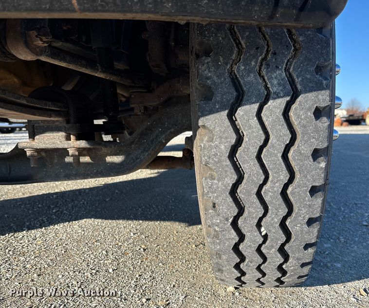 image for item EV3390 1994 Chevrolet Kodiak C6500 dump truck