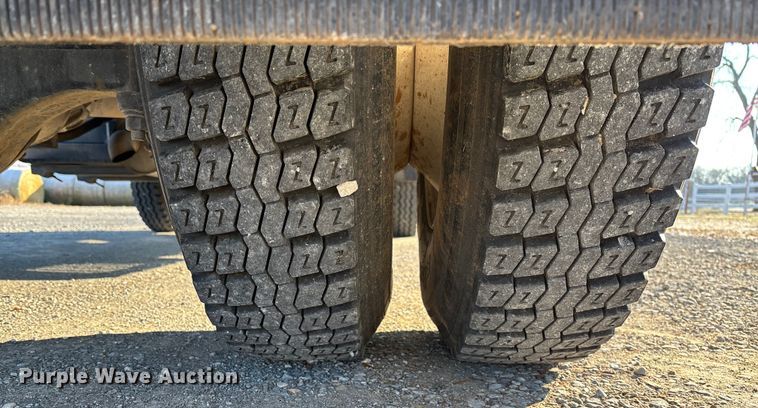 image for item EV3390 1994 Chevrolet Kodiak C6500 dump truck