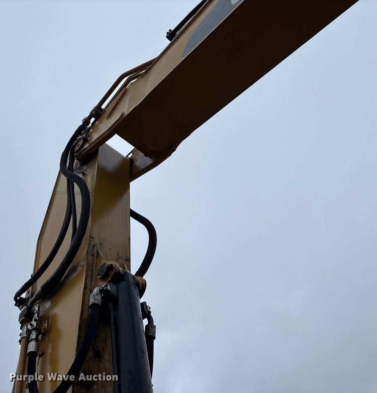 image for item EV3396 2018 Caterpillar 336FL excavator