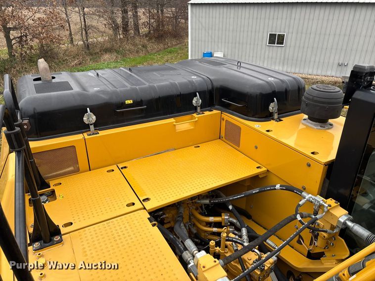 image for item EV3396 2018 Caterpillar 336FL excavator