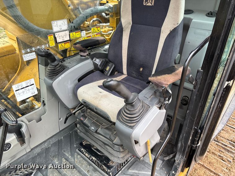 image for item EV3396 2018 Caterpillar 336FL excavator